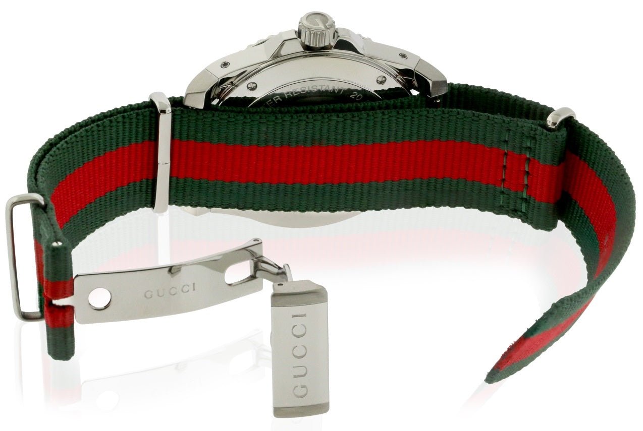  Shop Authentic Gucci Dive White Dial Red & Green Nylon Strap Watch For Men - YA136207 - Luxxuri