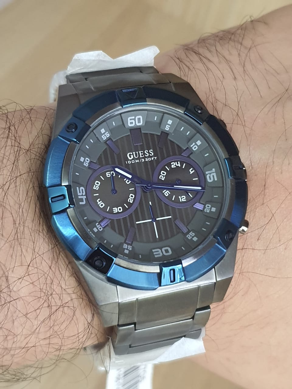  Shop Authentic Guess Sport Analog Grey Dial Grey Steel Strap Watch for Men - W0377G5 - Luxxuri