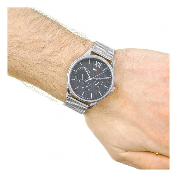  Shop Authentic Tommy Hilfiger Damon Quartz Chronograph Black Dial Silver Mesh Bracelet Watch for Men - 1791415 - Luxxuri