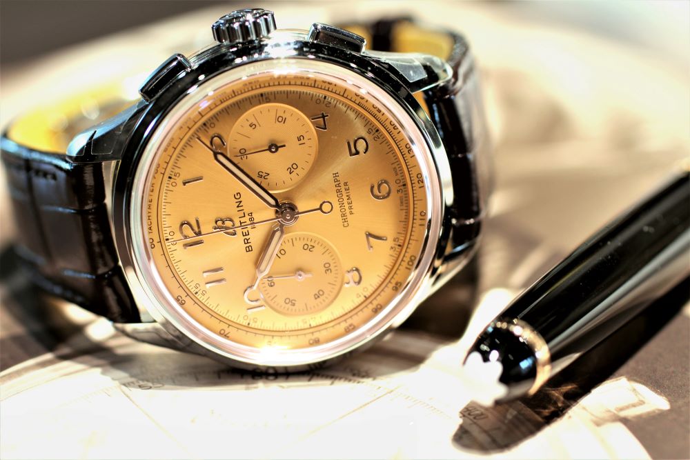  Shop Authentic Breitling Premier B09 Chronograph 40 Beige Dial Brown Leather Strap Watch for Men - AB0930F51H1P1 - Luxxuri