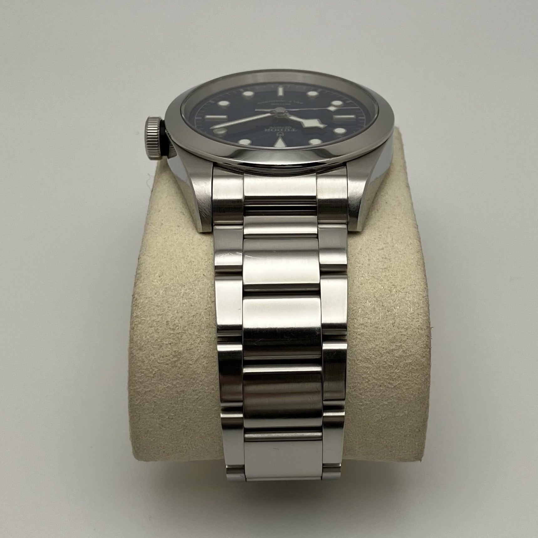  Shop Authentic Tudor Black Bay Automatic Blue Dial Silver Steel Strap Watch for Men - M79540-0004 - Luxxuri