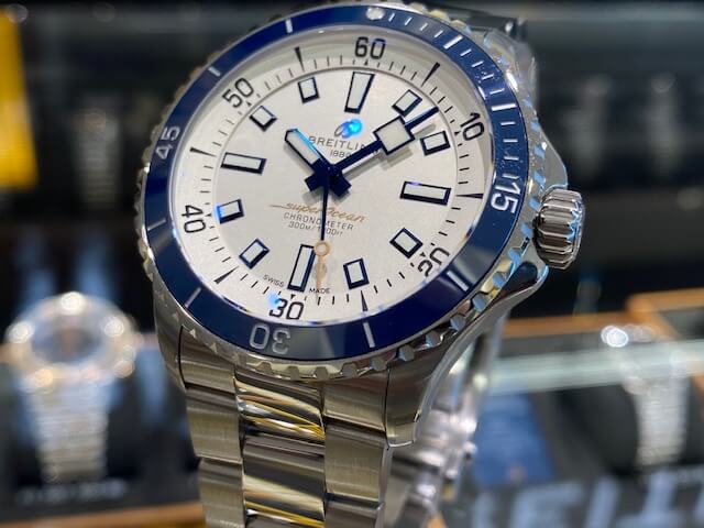  Shop Authentic Breitling Superocean Automatic 42 White Dial Green Silver Steel Strap Watch for Men - A17375E71G1A1 - Luxxuri