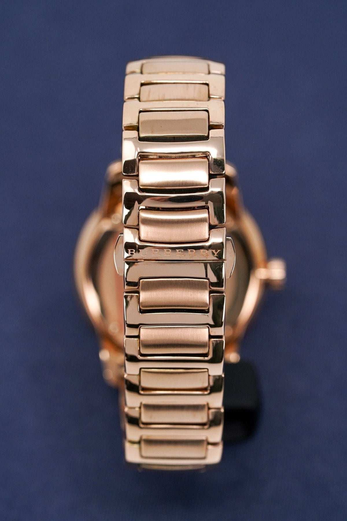  Shop Authentic Burberry The City Diamonds Rose Gold Dial Rose Gold Steel Strap Watch for Women - BU9126 - Luxxuri