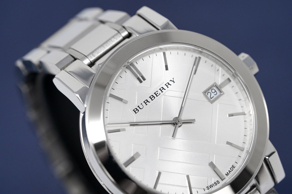  Shop Authentic Burberry The City Silver Dial Silver Steel Strap Watch for Women - BU9000 - Luxxuri