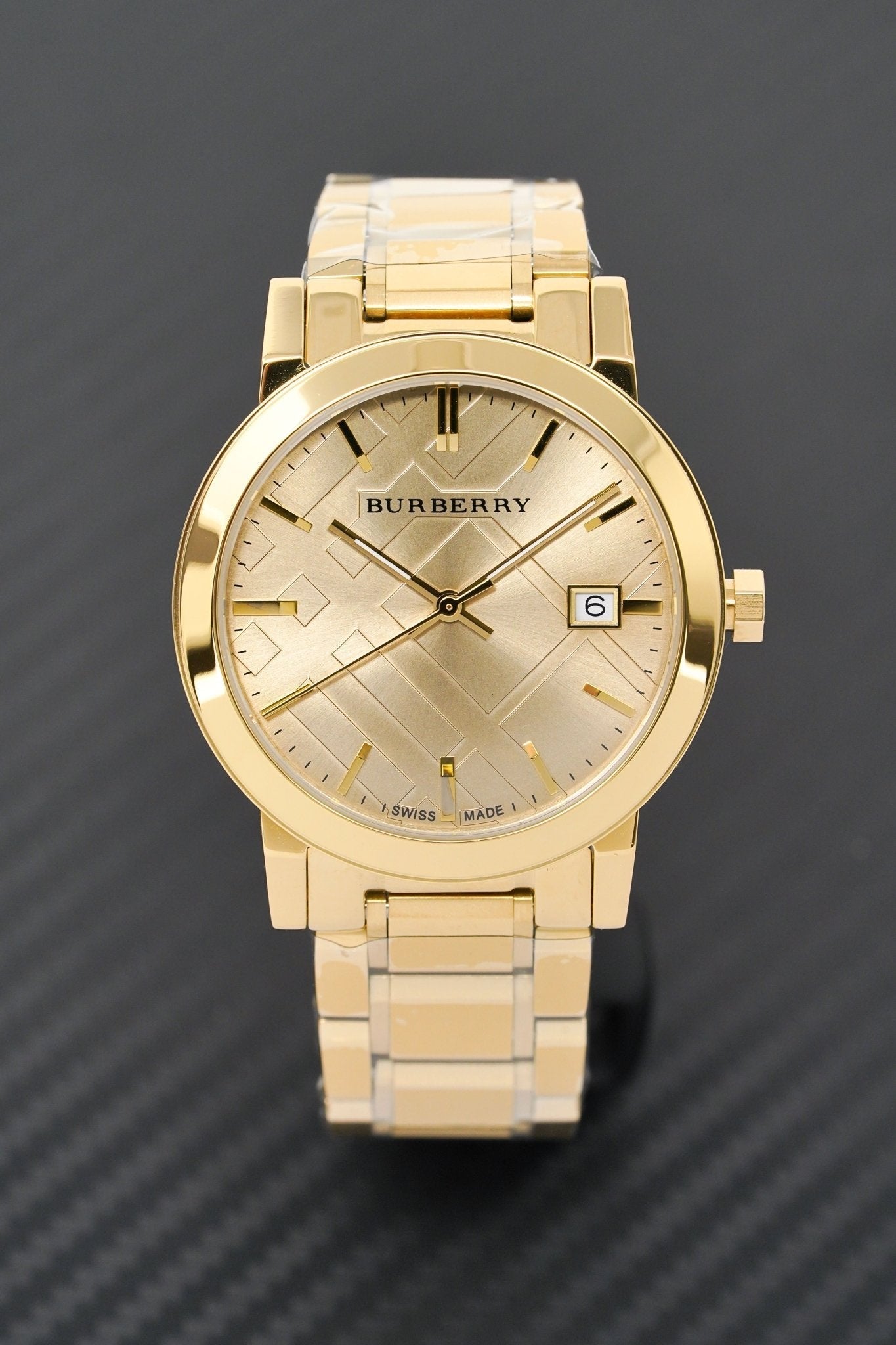  Shop Authentic Burberry The City Gold Dial Gold Steel Strap Watch for Women - BU9033 - Luxxuri