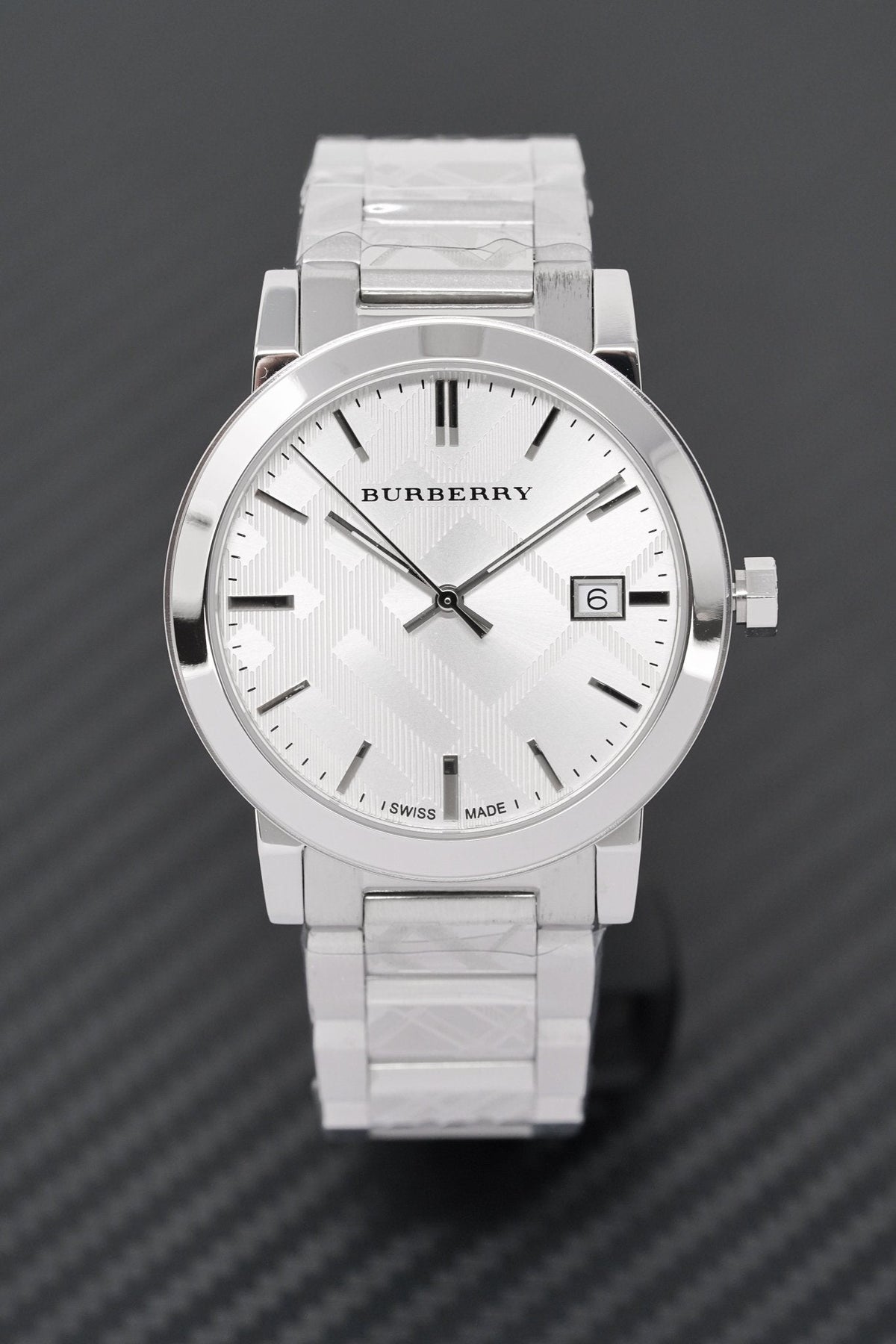  Shop Authentic Burberry The City Silver Dial Silver Steel Strap Watch for Men - BU9037 - Luxxuri