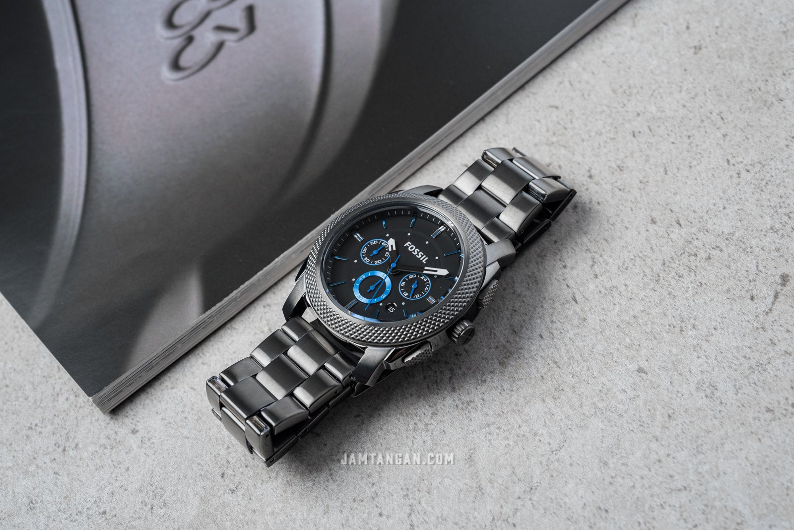  Shop Authentic Fossil Machine Chronograph Brown Dial Grey Steel Strap Watch for Men - FS4931 - Luxxuri