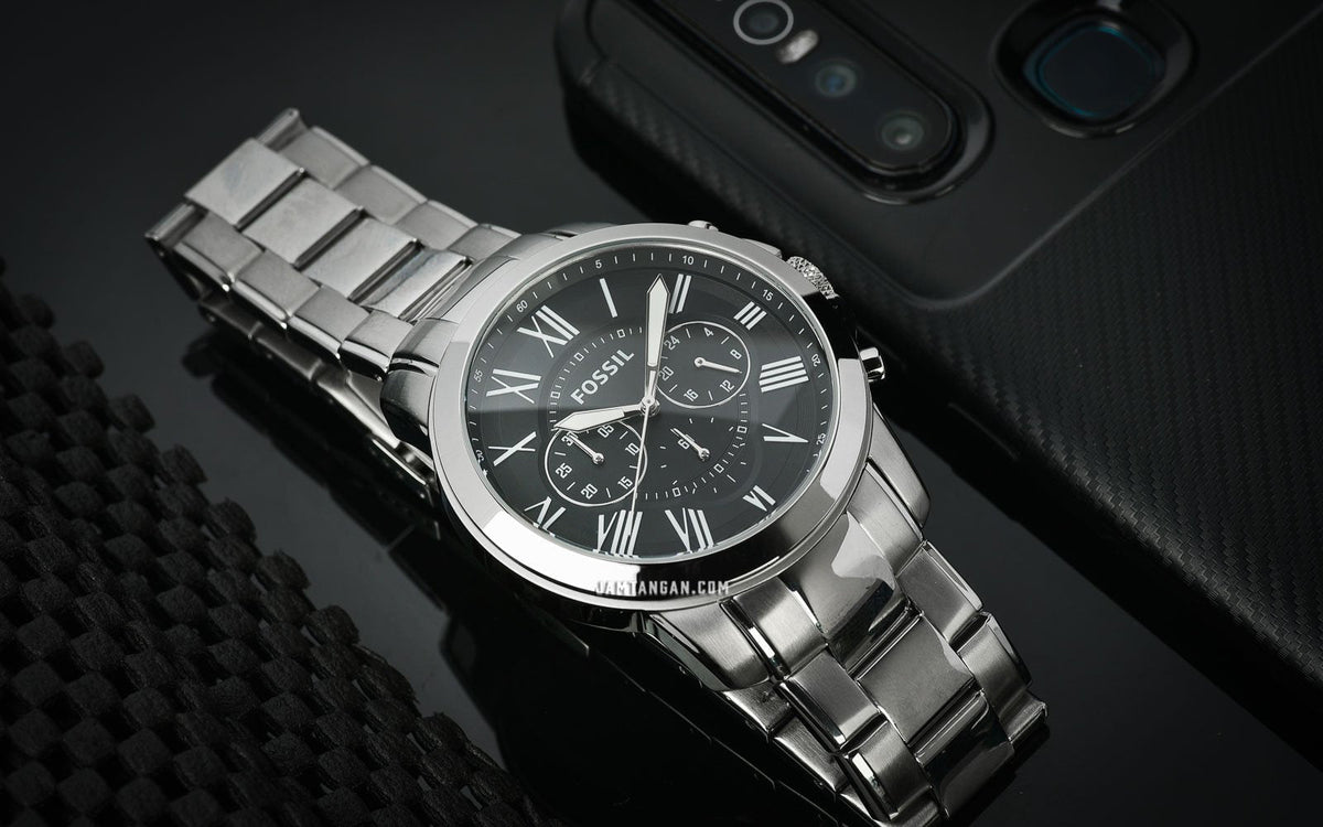  Shop Authentic Fossil Grant Chronograph Black Dial Silver Steel Strap Watch for Men - FS4736 - Luxxuri