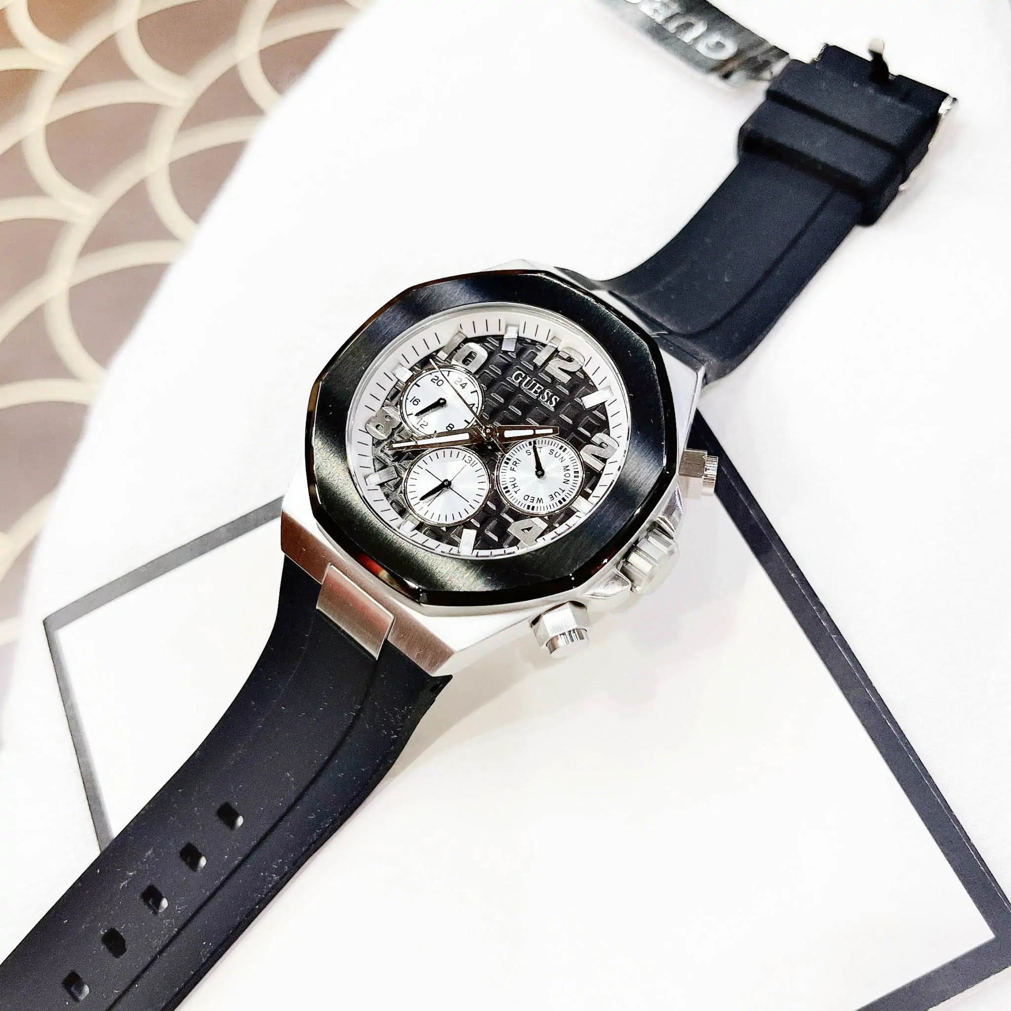  Shop Authentic Guess Empire Chronograph Black Dial Black Silicon Strap Watch For Men - GW0583G1 - Luxxuri