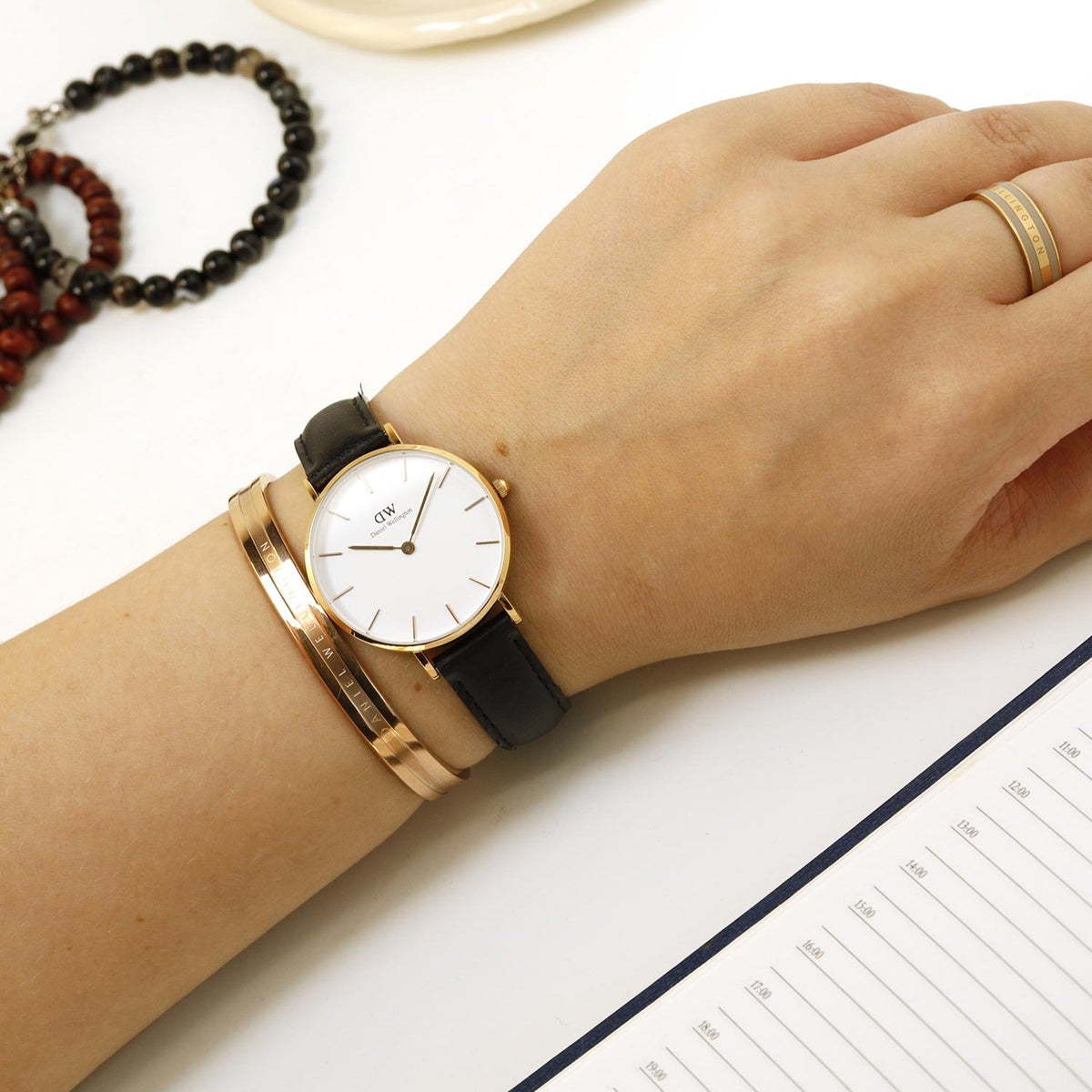  Shop Authentic Daniel Wellington Petite Sheffield White Dial Black Leather Strap Watch For Women - DW00100174 - Luxxuri