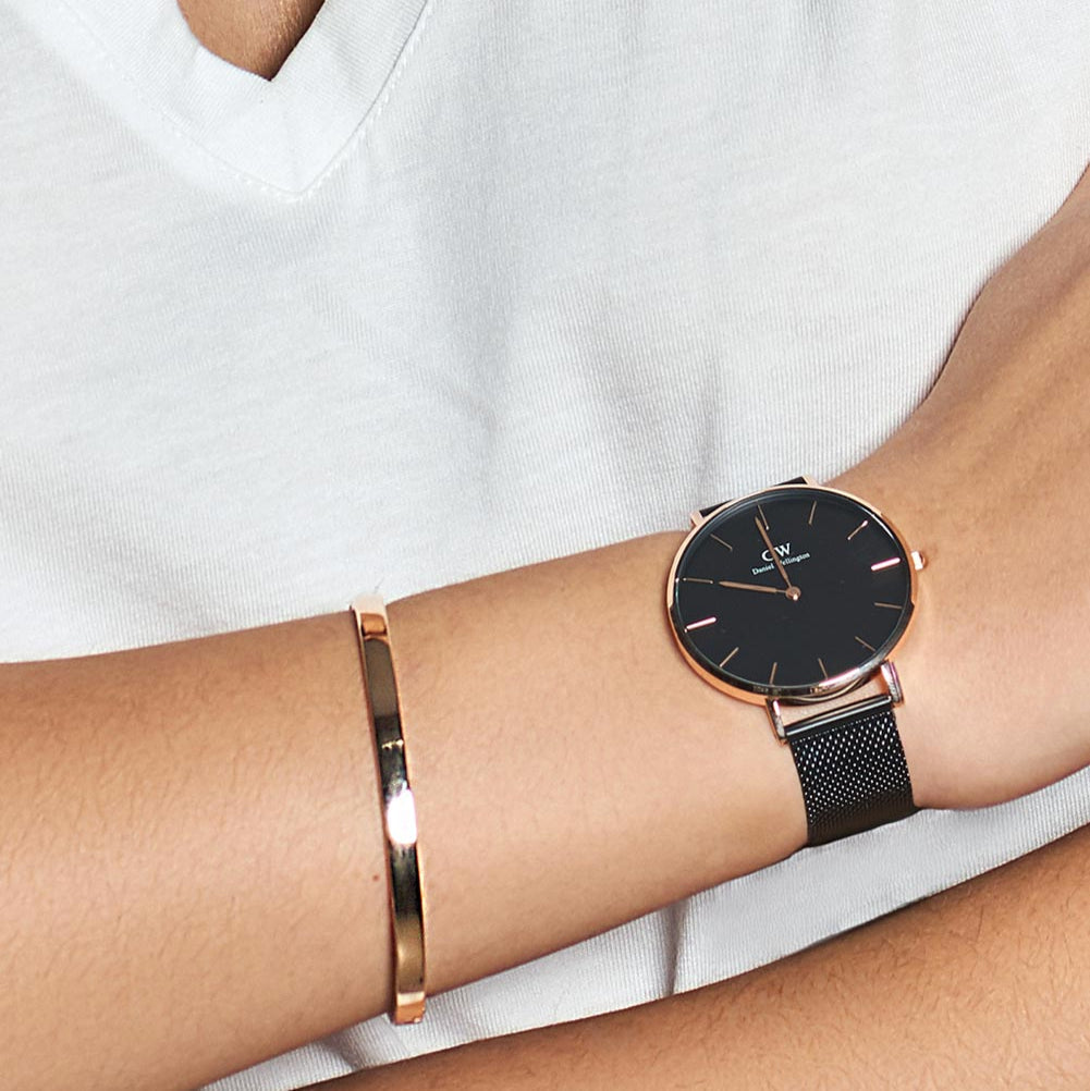  Shop Authentic Daniel Wellington Petite Ashfield Black Dial Black Mesh Strap Watch for Women - DW00100307 - Luxxuri