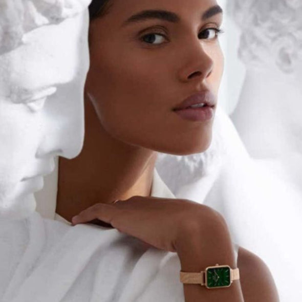  Shop Authentic Daniel Wellington Quadro Melrose Green Dial Rose Gold Mesh Strap Watch For Women - DW00100437 - Luxxuri