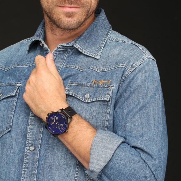  Shop Authentic Diesel Little Daddy Blue Dial Black Leather Strap Watch For Men - DZ7257 - Luxxuri