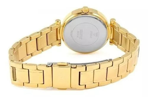 Shop Authentic Guess Park Ave South Analog White Dial Gold Steel Strap Watch For Women - W0767L2 - Luxxuri