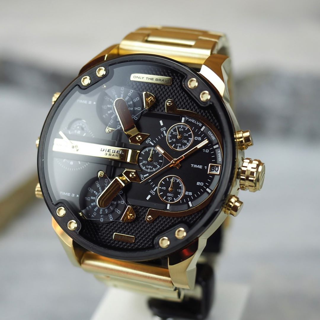  Shop Authentic Diesel Mr Daddy 2.0 Black Dial Gold Stainless Steel Watch For Men - DZ7333 - Luxxuri