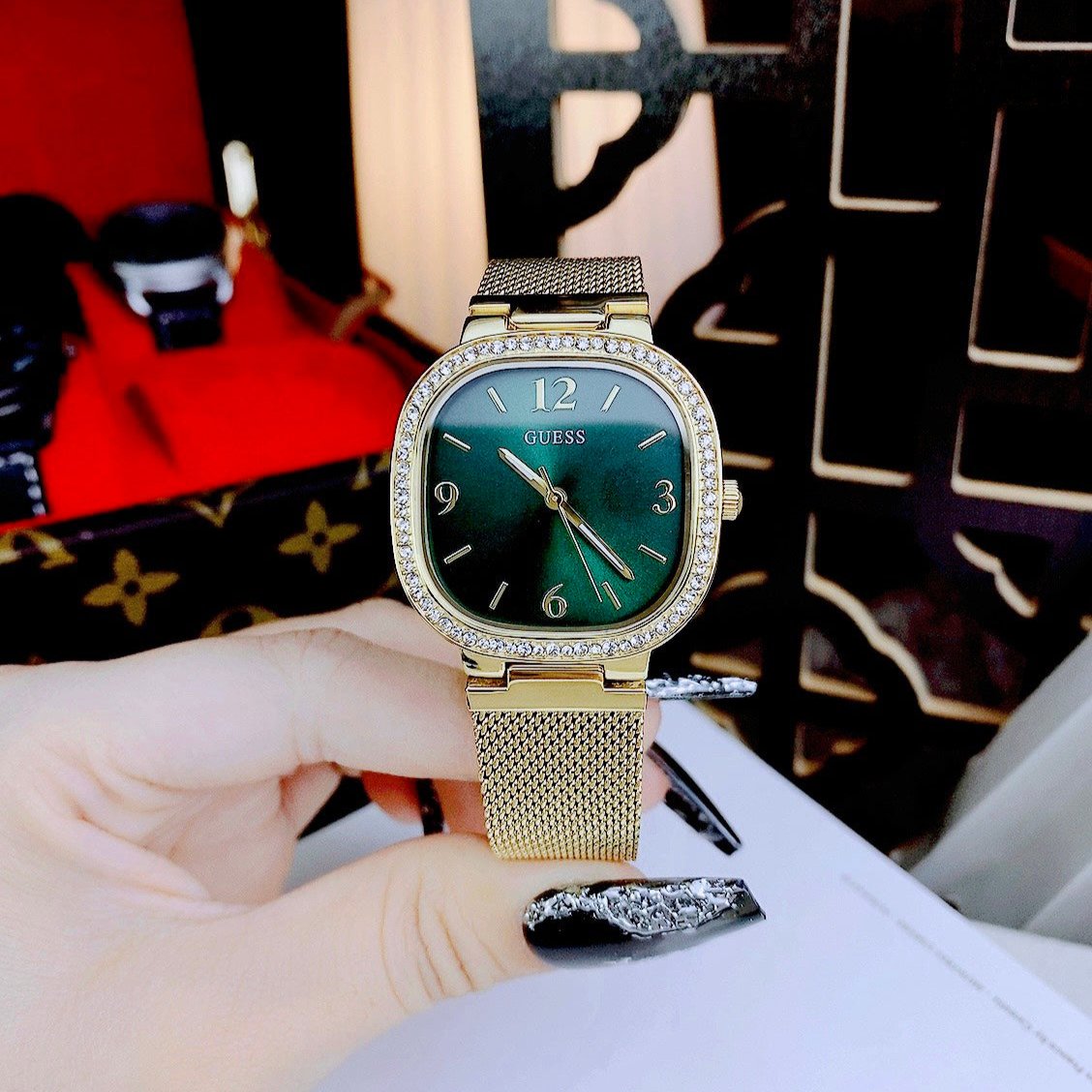  Shop Authentic Guess Quartz Green Dial Gold Mesh Strap Watch For Women - GW0354L5 - Luxxuri