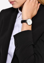  Shop Authentic Fossil Jacqueline Quartz White Dial Black Leather Strap Watch for Women - ES3972 - Luxxuri