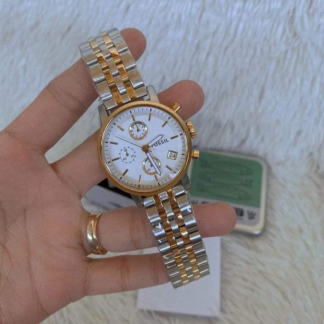  Shop Authentic Fossil Original Boyfriend Analog White Dial Two Tone Steel Strap Watch for Women - ES3746 - Luxxuri