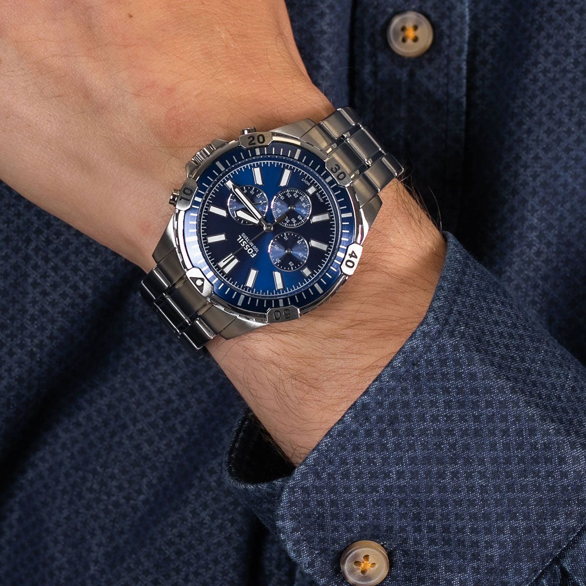  Shop Authentic Fossil Garrett Chronograph Blue Dial Silver Steel Strap Watch for Men - FS5623 - Luxxuri