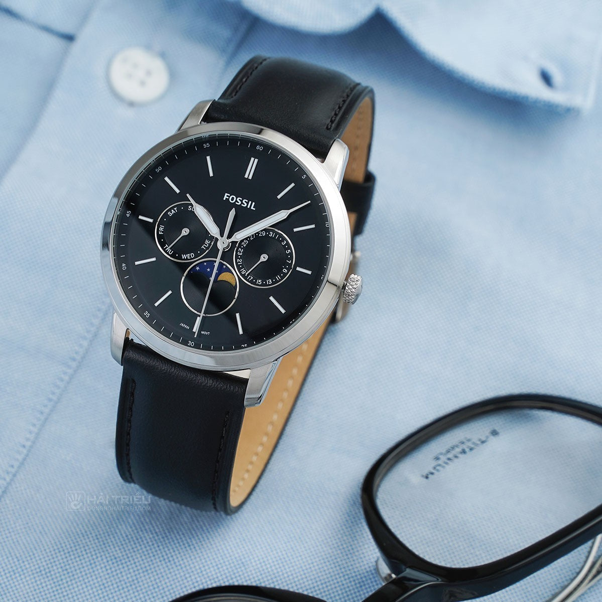  Shop Authentic Fossil Neutra Minimalist Moonphase Black Dial Black Leather Strap Watch for Men - FS5904 - Luxxuri