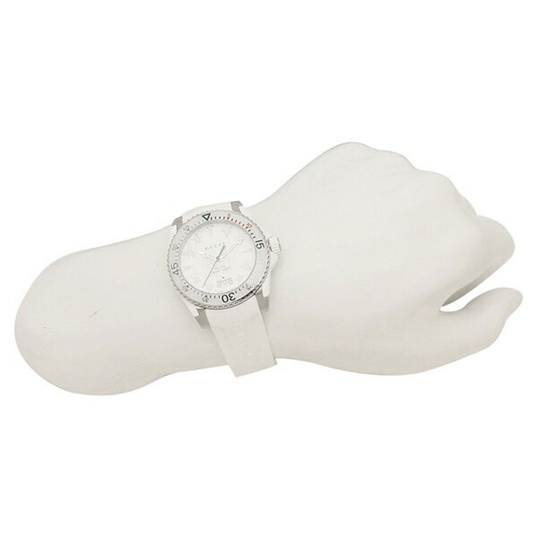  Shop Authentic Gucci Dive Quartz White Dial White Rubber Strap Watch For Men - YA136337 - Luxxuri