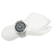  Shop Authentic Gucci Dive Quartz Black Dial Silver Steel Strap Watch For Men - YA136212 - Luxxuri
