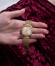  Shop Authentic Guess Tapestry Diamonds Gold Dial Gold Mesh Bracelet Watch for Women - GW0354L2 - Luxxuri