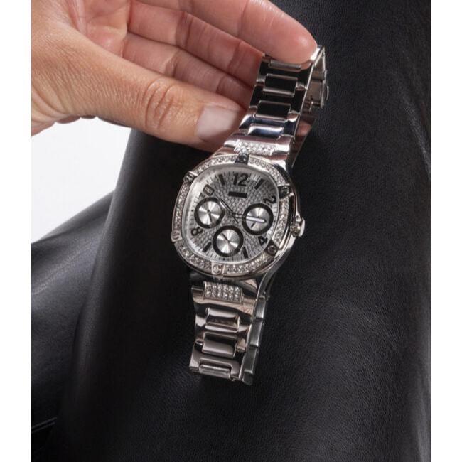  Shop Authentic Guess Duchess Quartz Silver Dial Silver Steel Strap Watch For Women - GW0558L1 - Luxxuri