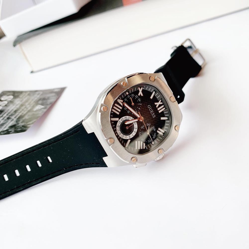  Shop Authentic Guess Headline Chronograph Grey Dial Black Rubber Strap Watch for Men - GW0571G1 - Luxxuri