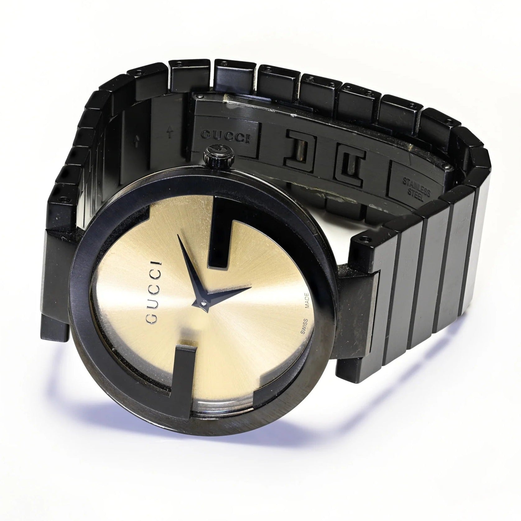  Shop Authentic Gucci Interlocking Grammy XL Gold Dial Black Steel Strap Watch for Men - YA133209 - Luxxuri