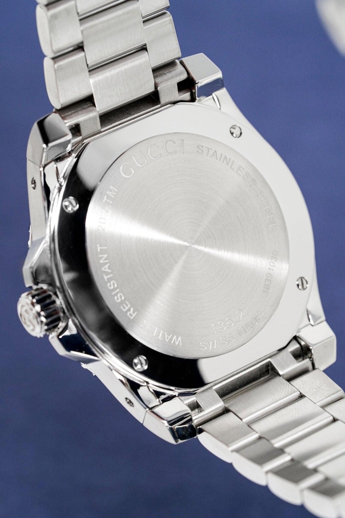  Shop Authentic Gucci Dive Analog Black Dial Silver Steel Strap Watch For Men - YA136208 - Luxxuri