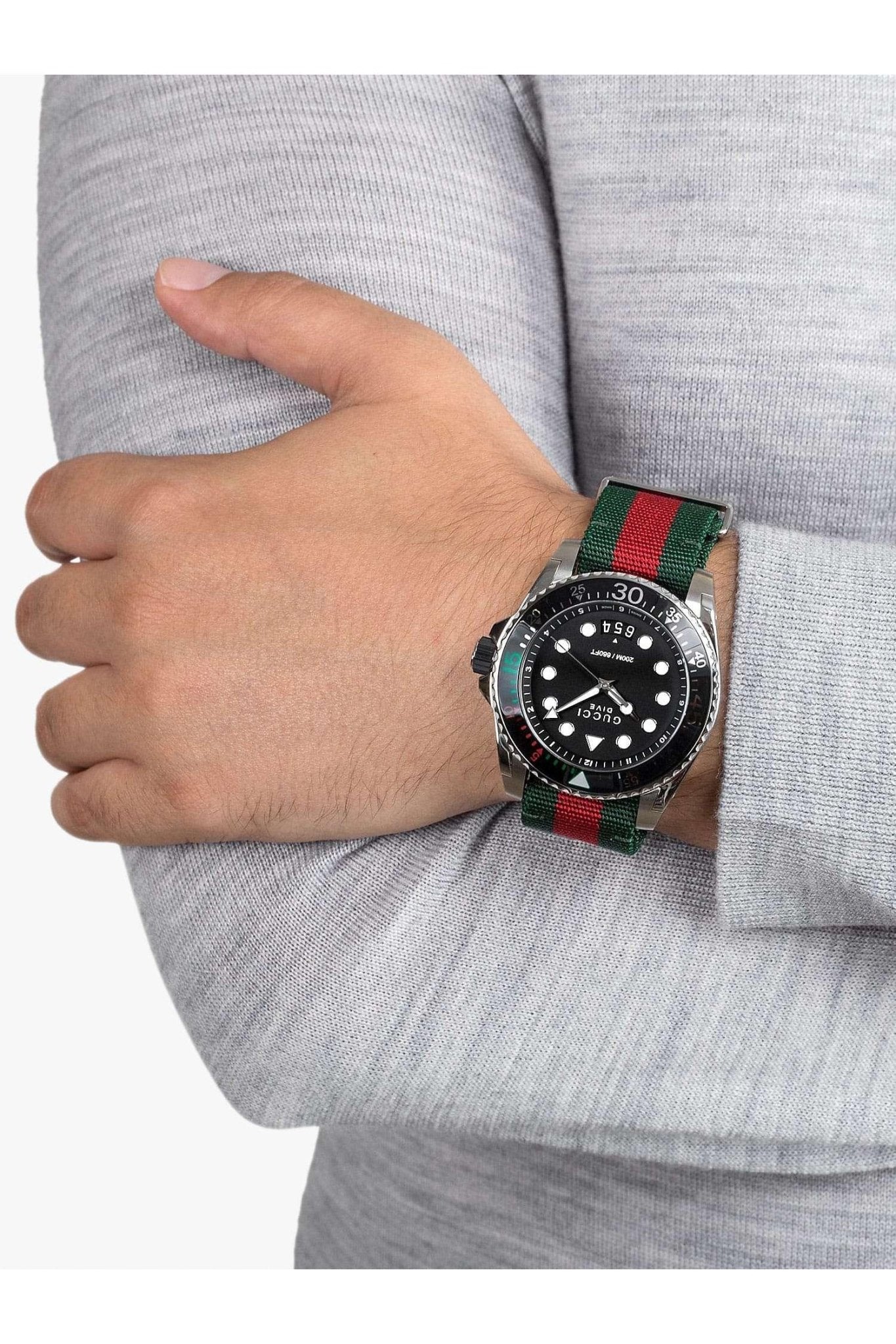  Shop Authentic Gucci Dive Black Dial Red & Green Nylon Strap Watch For Men - YA136209 - Luxxuri