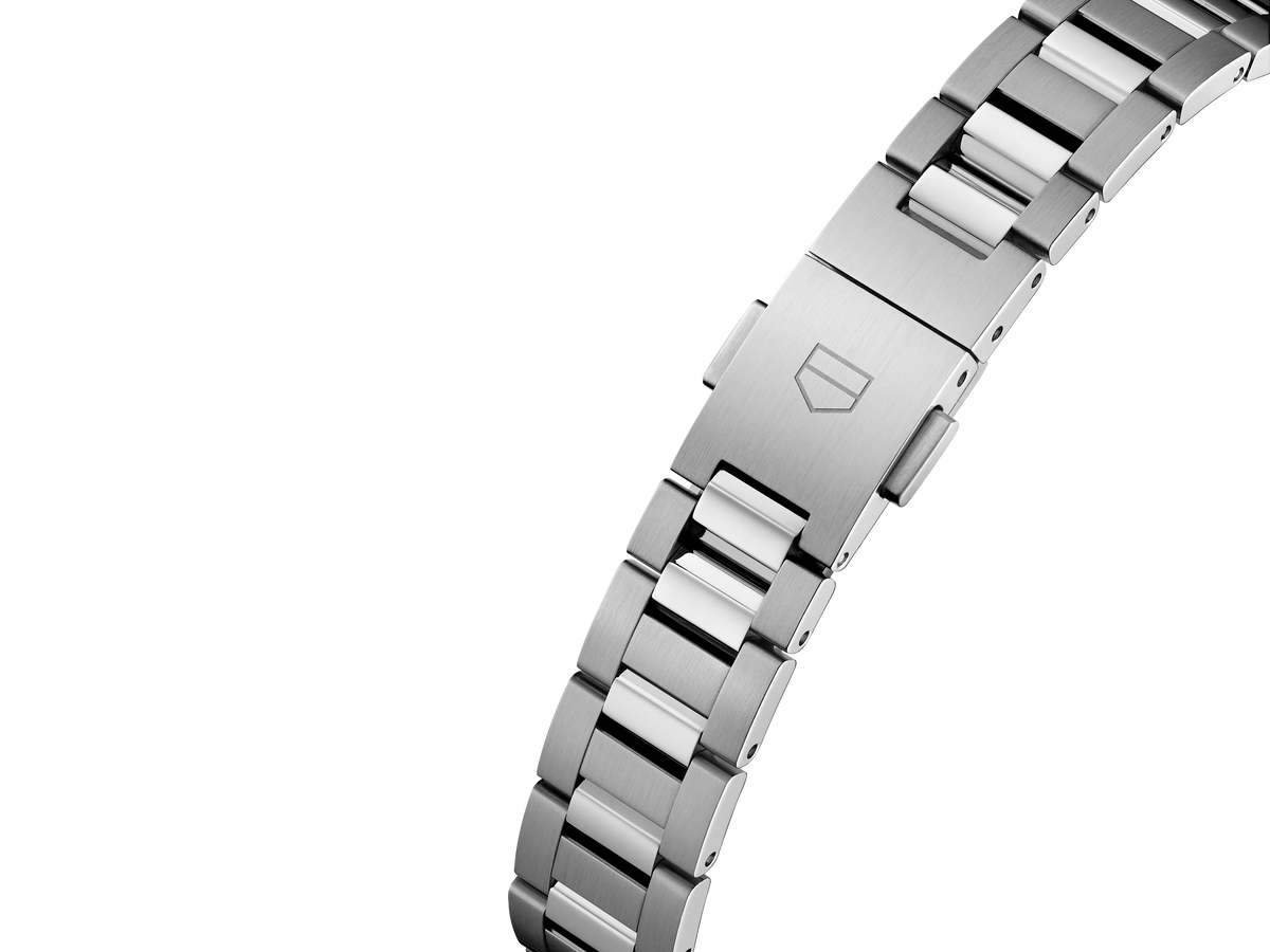  Shop Authentic Tag Heuer Carrera Date Black Dial Silver Steel Strap Watch for Men - WBN2110.BA0639 - Luxxuri