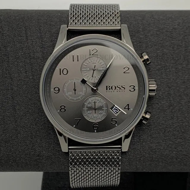  Shop Authentic Hugo Boss Navigator Grey Dial Grey Mesh Bracelet Watch for Men - 1513674 - Luxxuri