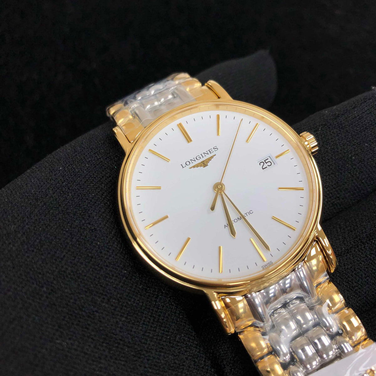  Shop Authentic Longines Presence 38.5mm Automatic White Dial Two Tone Steel Strap Watch for Men - L4.921.2.12.7 - Luxxuri
