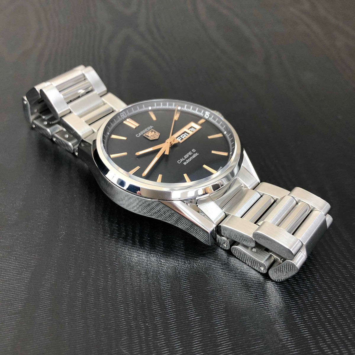  Shop Authentic Tag Heuer Carrera Black Dial Watch for Men - WAR201C.BA0723 - Luxxuri