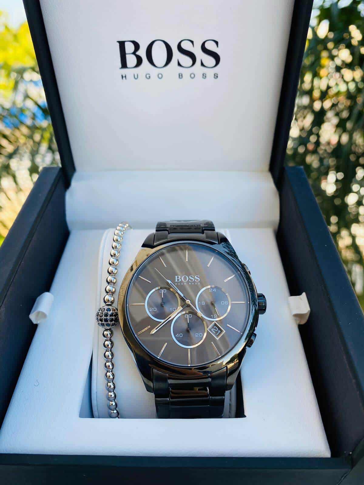  Shop Authentic Hugo Boss Classic Grey Dial Grey Steel Strap Watch for Men - 1513364 - Luxxuri