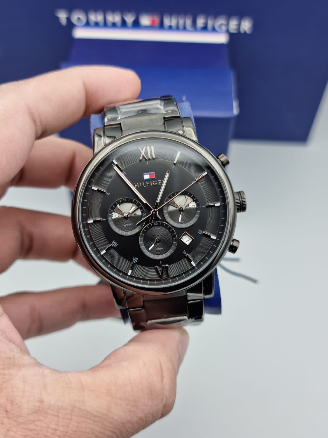  Shop Authentic Tommy Hilfiger Evan Chronograph Quartz Black Dial Black Steel Strap Watch For Men - 1710410 - Luxxuri