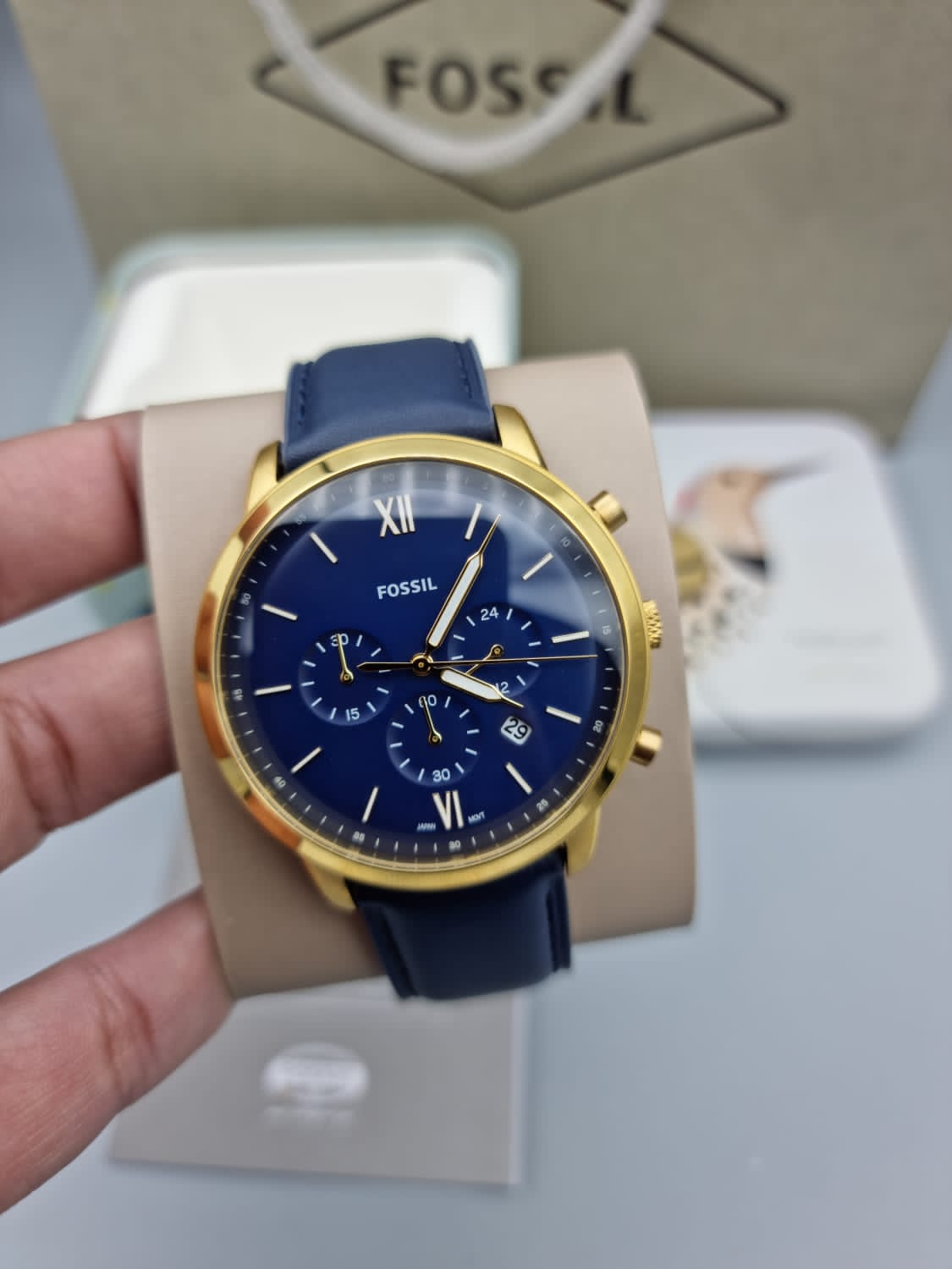  Shop Authentic Fossil Neutra Chronograph Blue Dial Blue Leather Strap Watch for Men - FS5454 - Luxxuri