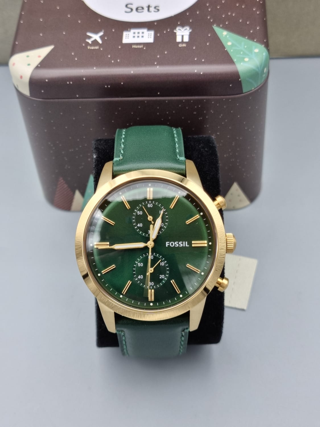  Shop Authentic Fossil Townsman Chronograph Green Dial Green Leather Strap Watch for Men - FS5599 - Luxxuri