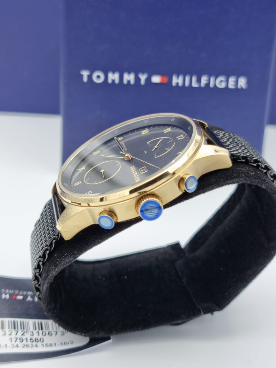  Shop Authentic Tommy Hilfiger Chase Quartz Black Dial Black Mesh Bracelet Watch for Men - 1791580 - Luxxuri