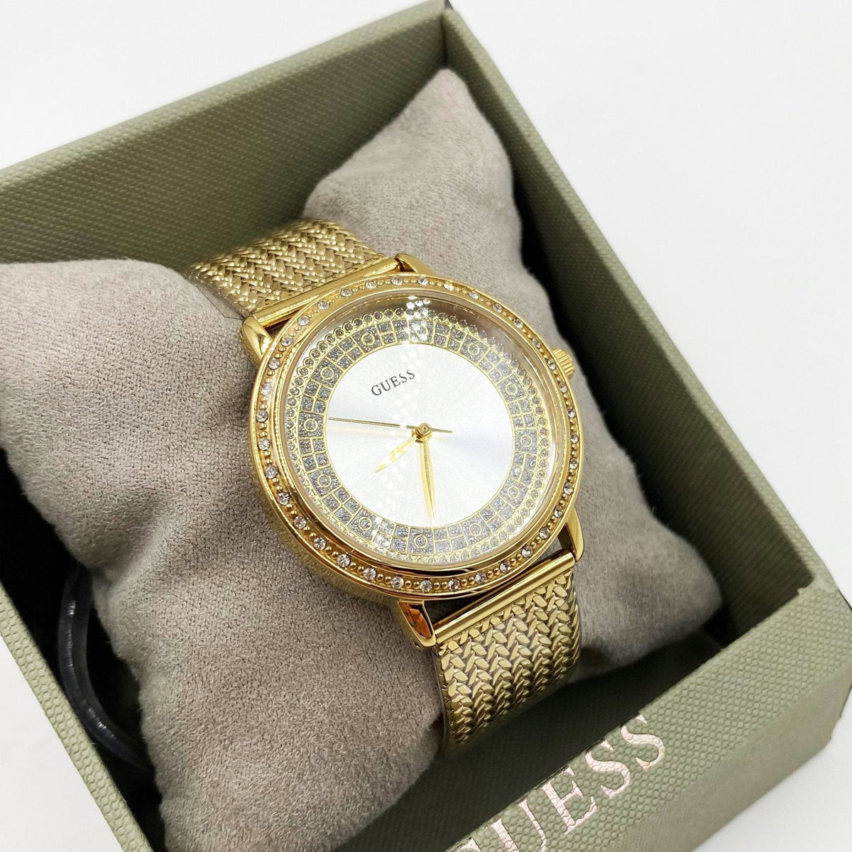  Shop Authentic Guess Willow Two Tine Dial Gold Mesh Bracelet Watch For Women - W0836L3 - Luxxuri