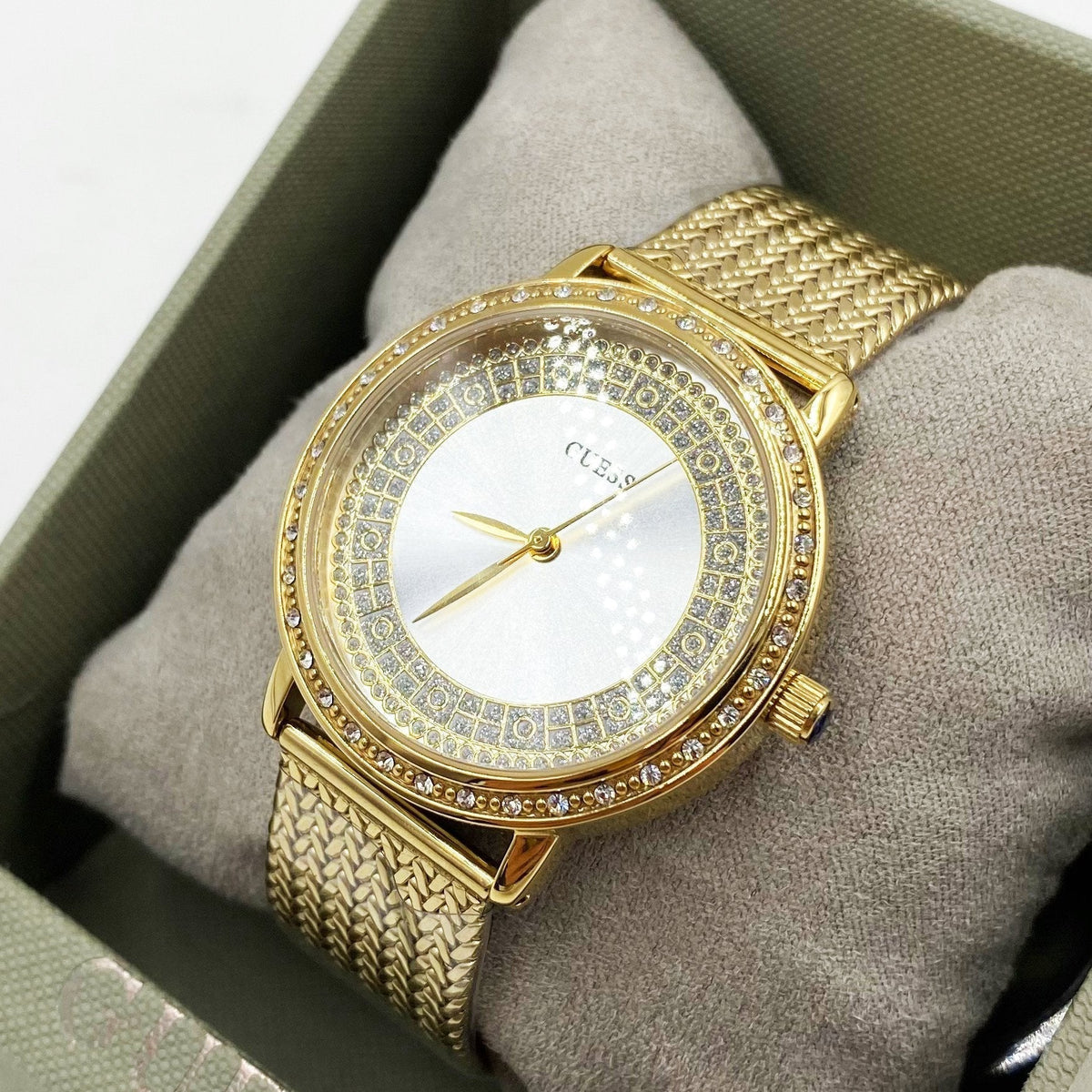  Shop Authentic Guess Willow Two Tine Dial Gold Mesh Bracelet Watch For Women - W0836L3 - Luxxuri