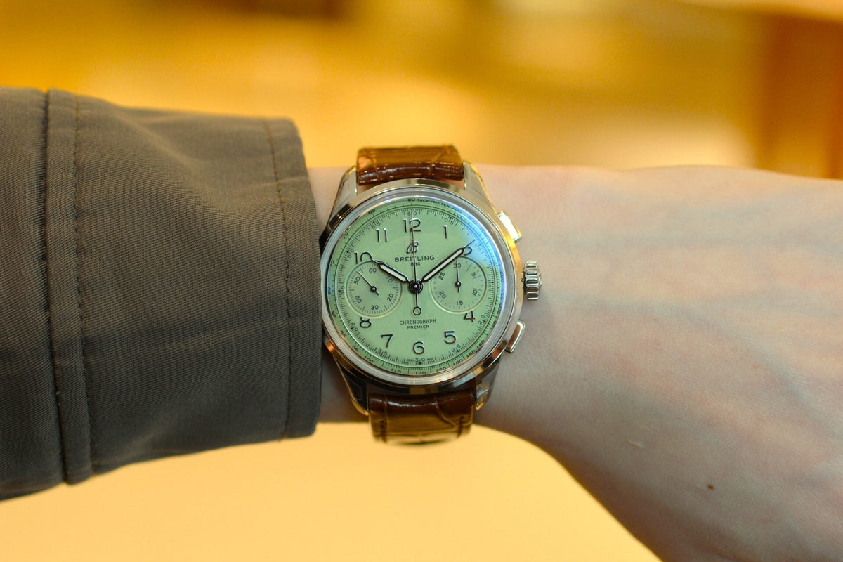  Shop Authentic Breitling Premier B09 Chronograph 40 Green Dial Brown Leather Strap Watch for Men - AB0930D31L1P1 - Luxxuri
