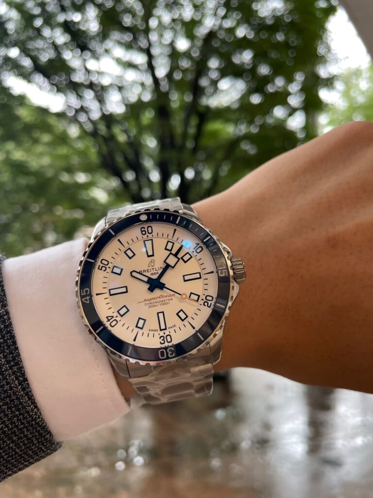  Shop Authentic Breitling Superocean Automatic 42 White Dial Green Silver Steel Strap Watch for Men - A17375E71G1A1 - Luxxuri