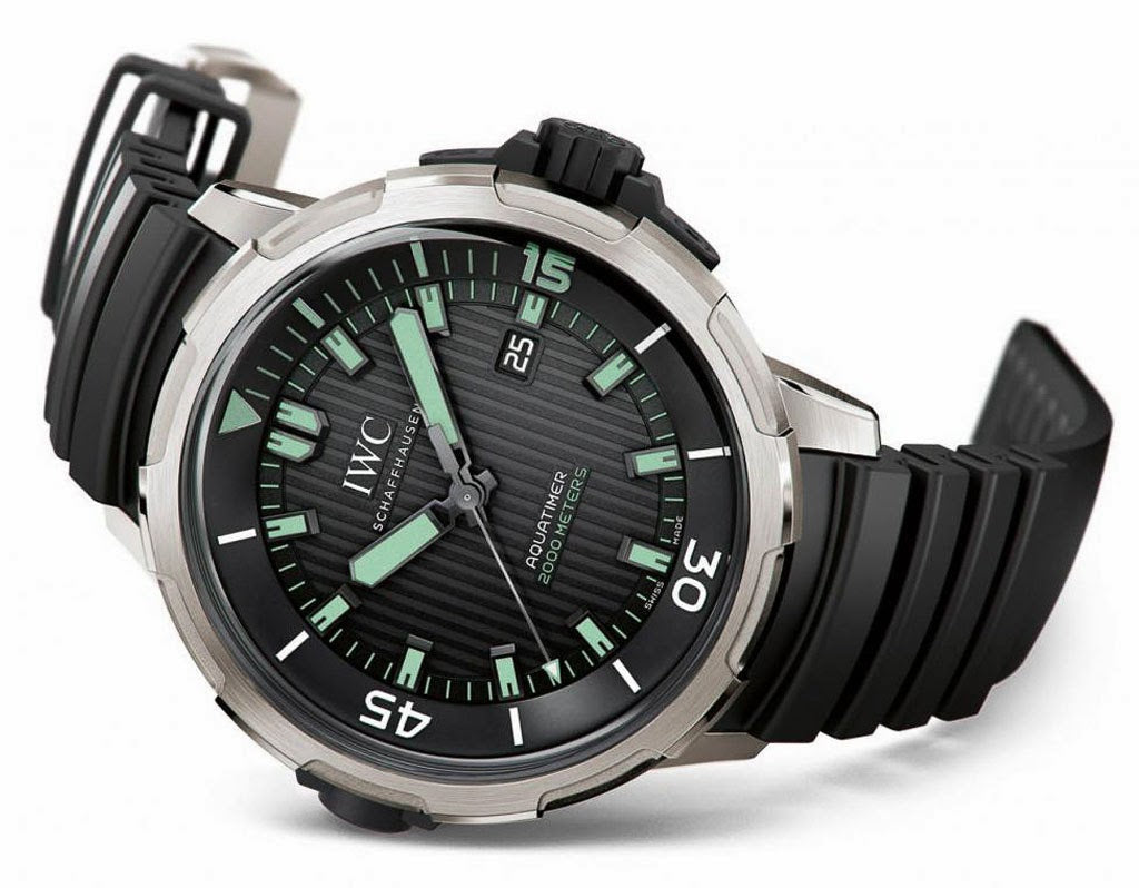  Shop Authentic IWC Aquatimer Automatic 2000 Black Dial Black Rubber Strap Watch for Men - IW358002 - Luxxuri