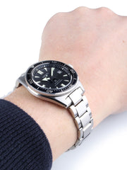  Shop Authentic Seiko Prospex Automatic Diver Black Dial Silver Steel Strap Watch For Men - SPB051J1 - Luxxuri
