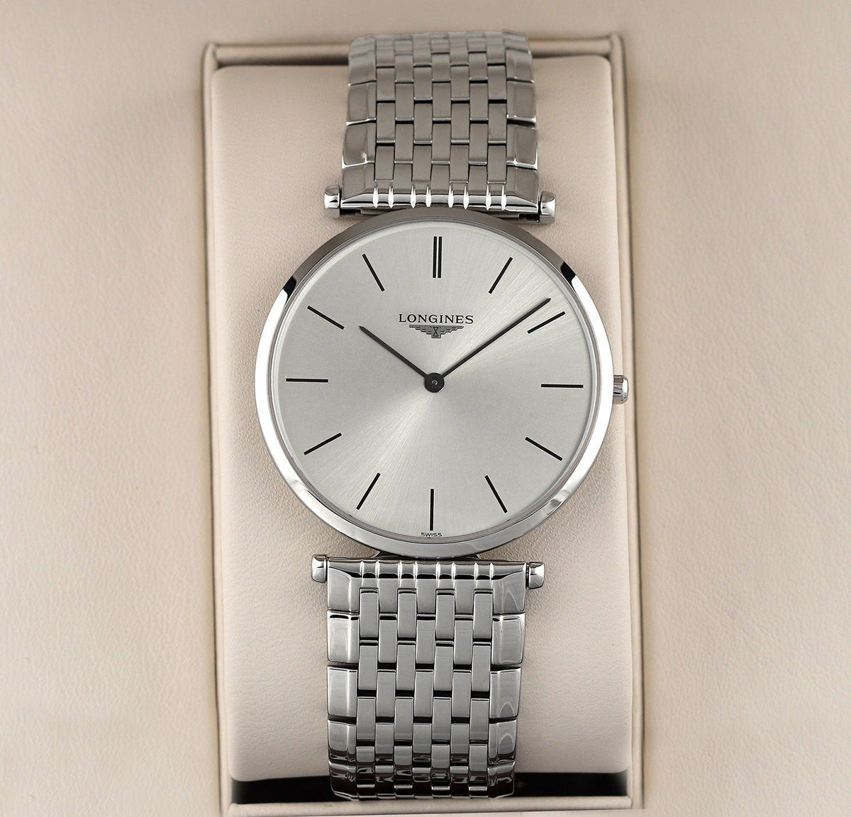  Shop Authentic Longines La Grande Classique De Longines Silver Dial Silver Steel Strap Watch for Women - L4.755.4.72.6 - Luxxuri