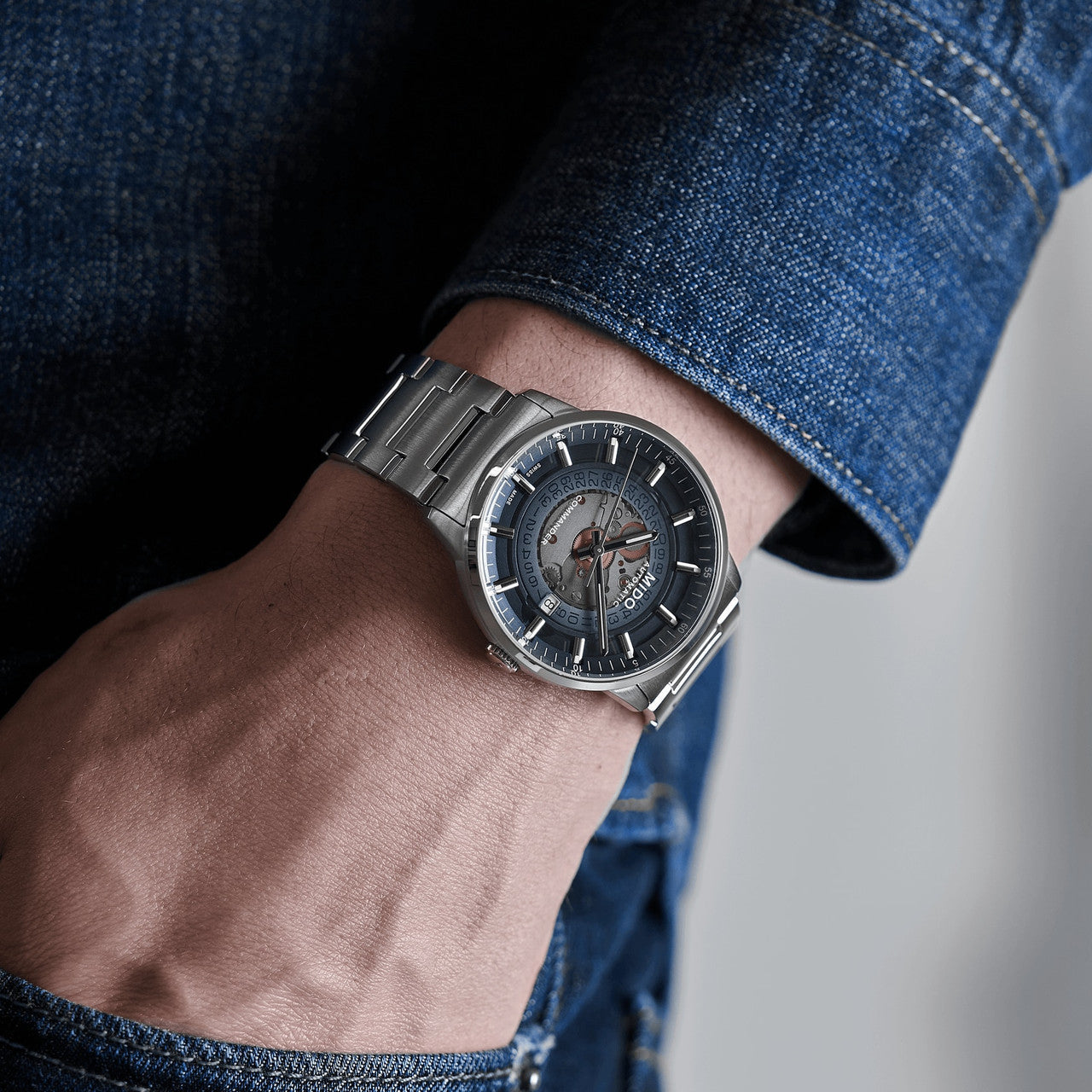  Shop Authentic Mido Commander Automatic Gradient Blue Dial Silver Steel Strap Watch For Men - M021.407.11.411.01 - Luxxuri