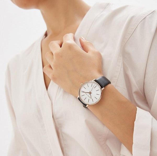  Shop Authentic Michael Kors Pyper Quartz White Dial Black Leather Strap Watch For Women - MK2834 - Luxxuri